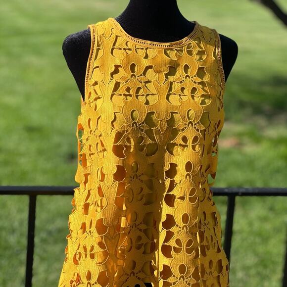 LOFT women’s XS embroidered lace sleeveless top - Picture 1 of 9